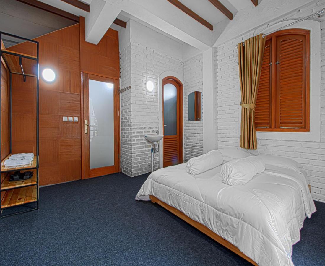 D'Journey Hotel Lembang Exterior foto