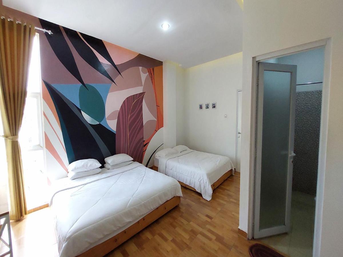 D'Journey Hotel Lembang Exterior foto